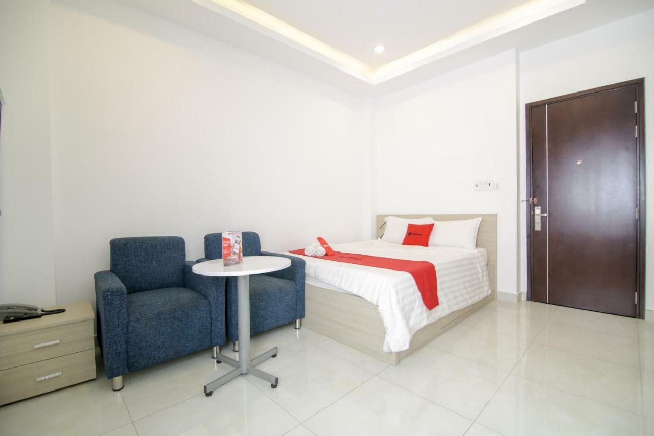 Reddoorz Near Quan Khu 7 Stadium Ho-Chi-Minh-Stadt Exterior foto